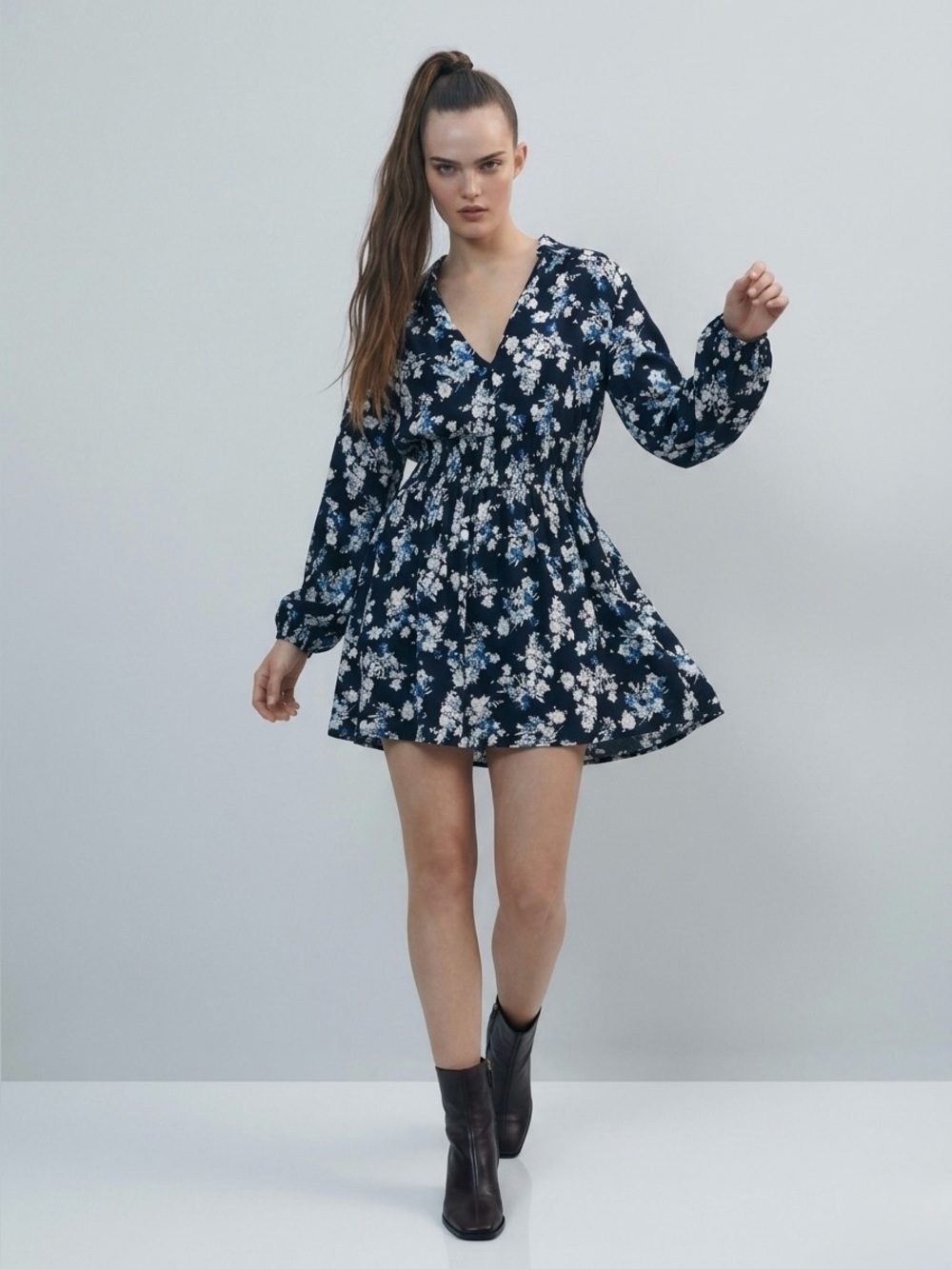 Zara Navy Blue Floral Long-Sleeve Mini Dress